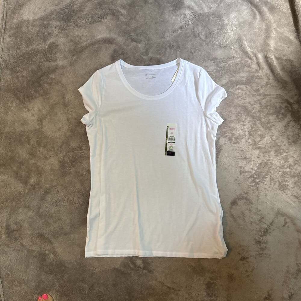 New No Boundaries White Short-Sleeve‎ Crewneck T-Shirt Women's XL (16-17)